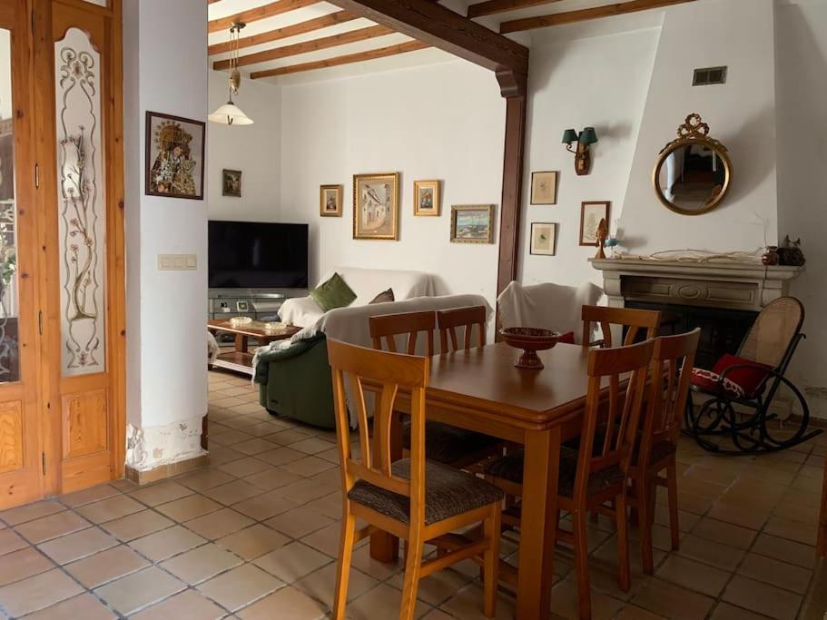 Ca Corrales: Como En La Playa, Pero En El Pueblo Calp Extérieur photo